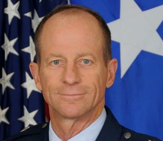 lý Ngoại trưởng về các vấn đề Đông Á và Thái Bình Dương David R